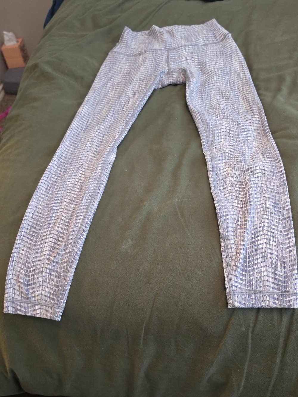 lululemon White and Light Blue Patterned Leggings